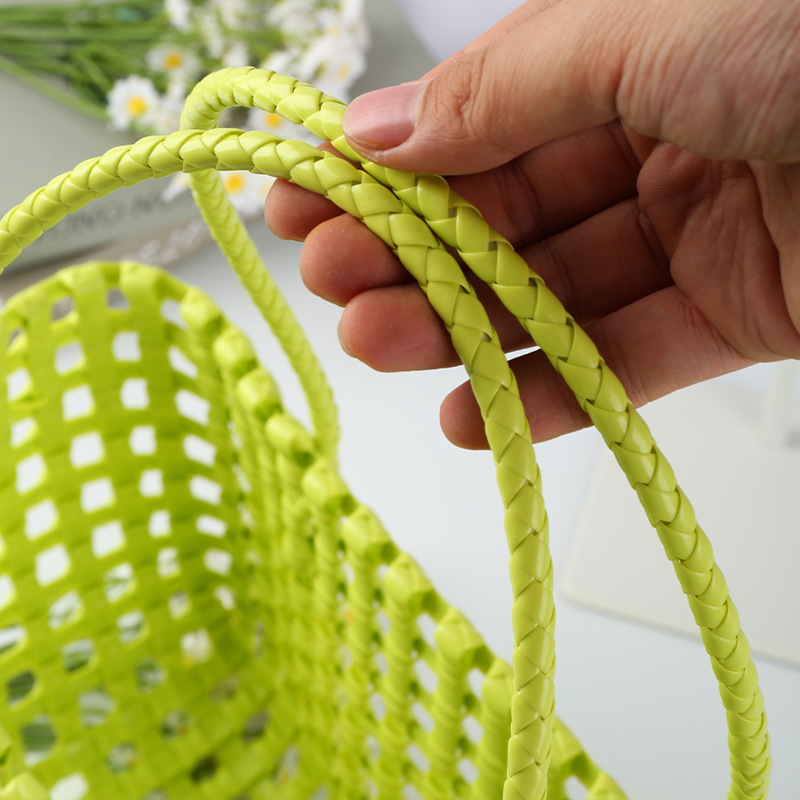 スポット中空織バッグ、人気のプラスチック織バッグ、ショルダーハンドバッグ、フランス織り野菜バスケット、女性用ホリデービーチバッグ