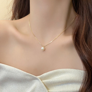 High-end Necklace Accessories Light Luxury French Pearl Necklace Women's Niche Woolen Chain High-end Popular Clavicle Chain