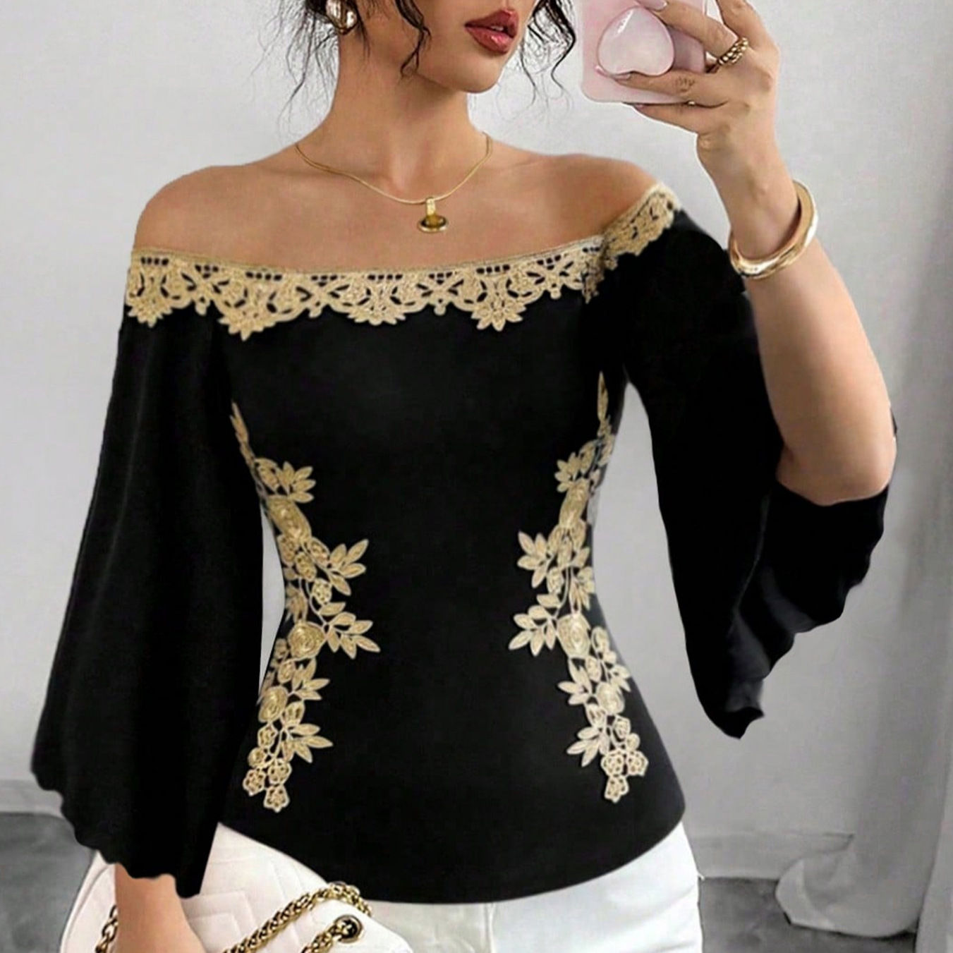 跨境女装新款性感一字肩T恤重工刺绣修身纯欲风露肩设计感上衣女