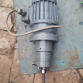 中宝科议价vogel润滑泵具体型号看图片，进口机床拆机下来的，正