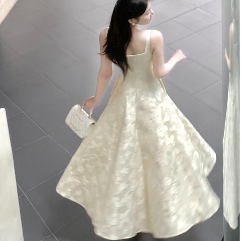 Summer Women's French Embroidered Dress, Retro Temperament, Niche Slim Waist Birthday Long Dress