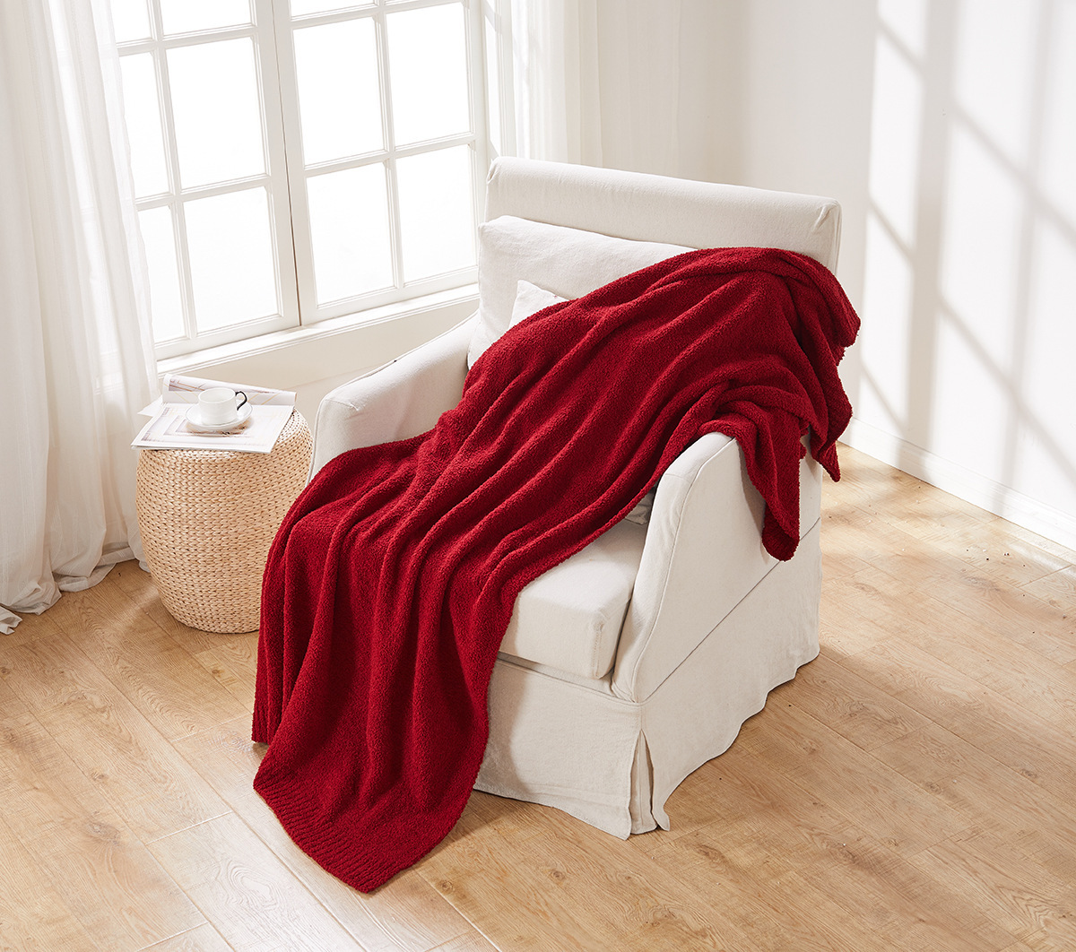 Half edge plush sofa knitted jacquard solid color woolen furniture blanket, woven blanket_voghion.com