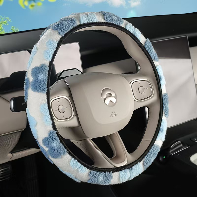 Car Steering Wheel Cover Winter Short Velvet Women's Handlebar Cover Warm Jacquard Plush Flower Winter High-End Handlebar Cover