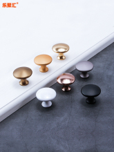 ���ӆο����ֳ�Ͻ�ɫ�F�����s�������T�A���T���ֺ�ɫ����