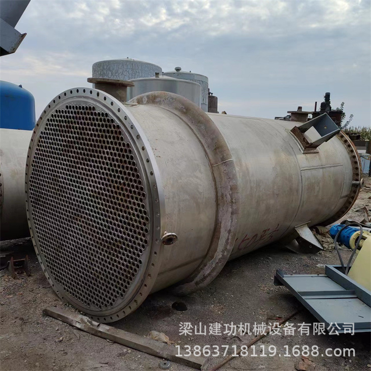 二手出售列管冷凝器 螺旋缠绕管式蒸汽换热器 列管式冷凝换热器