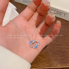 high-grade rhinestone square sugar pearl necklace for women light luxury minority elegant beaded clavicle chain internet celebrity same style ornament Item Picture