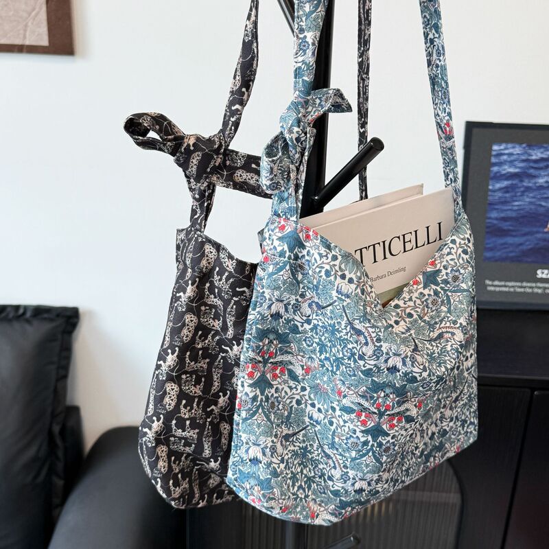 Cheetah Liberty Niche Design Canvas Bag Women's High-End One-Shoulder Original Work Clothing Versatile Retro Wear Cheetah Liberty Niche Design Canvas Bag Women's High-End One-Shoulder Original Work Clothing Versatile Retro Wear
