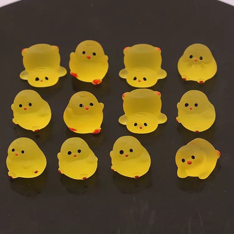Pollo gordo luminoso lindo pollo colgante llavero colgante para teléfonos móviles pegamento de crema accesorios DIY fábrica directa