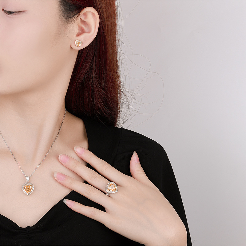 El otoño y el invierno Nueva Zhuang Sheng joyería de alto carbono Diamante de Hielo Flor de corte amarillo Diamante de cobre con incrustaciones en forma de corazón traje 10*10-6*6