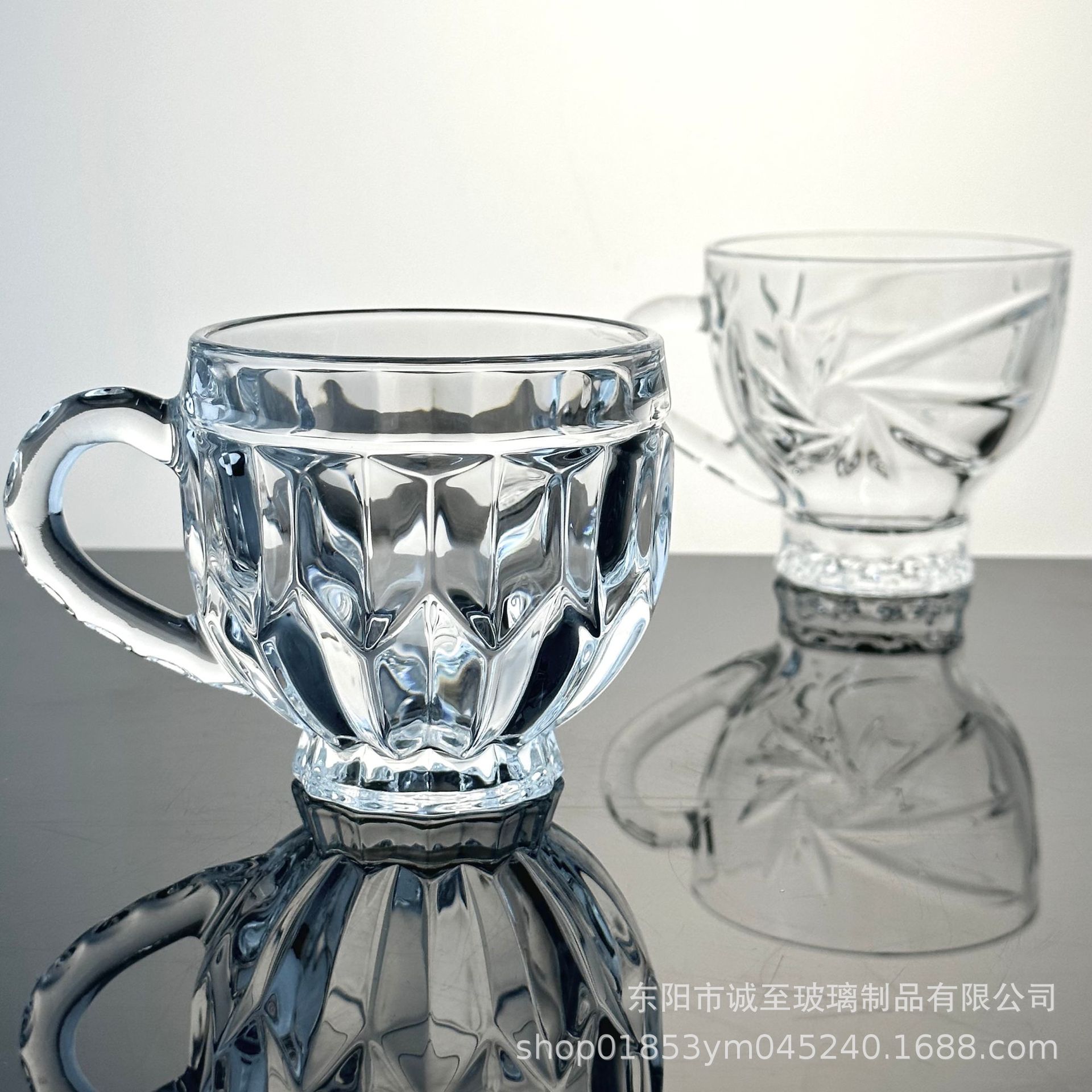 Retro glass pen for living room for home use