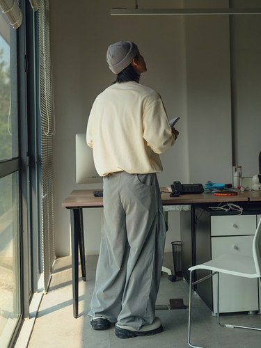 TRS Minimalist Series | 26SS Retro Pleated Bending Knife Lightweight Comfortable Drape Commuter Casual Pants for Men and Women