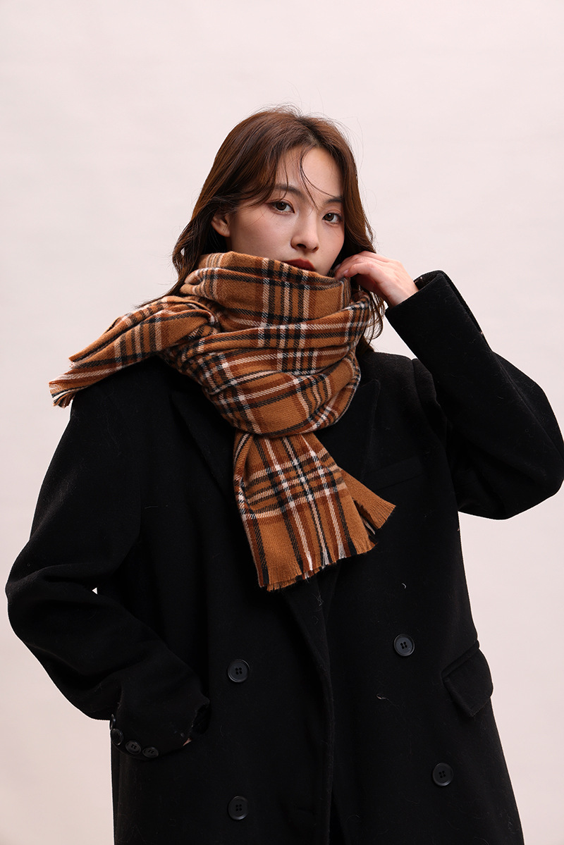 Korean version 2024 new women's autumn and winter warm shawl red checkered high-end atmosphere knitted thick scarf_voghion.com