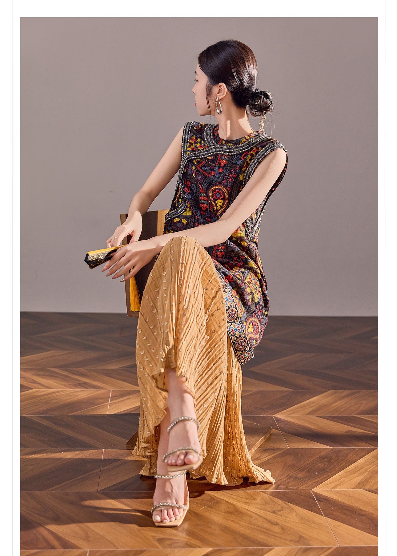 Đầm maxi nữ thêu tay phong cách Trung Hoa mới, tay ngắn, cổ tròn, chân váy dài có thể tháo rời — Màu xanh mơ chi tiết 15