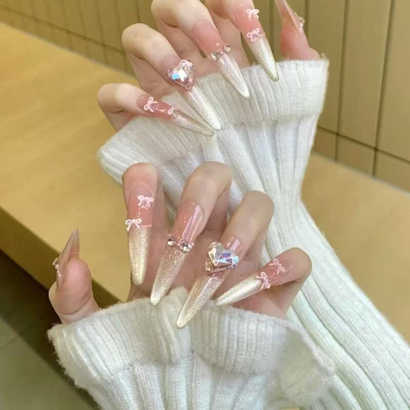 [Golden Meow Illusion] Spring and Summer Sparkling Cat-Eye Heart Diamond-Encrusted Versatile Student Whitening Pure Handmade Manicure Wearable Nails
