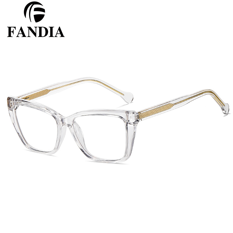 82267 ventas directas de fábrica nuevo marco de gafas de hoja TR90 miopía gafas de moda de alta gama marco de moda para mujer