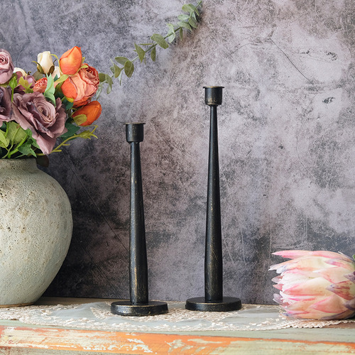 Cross-border Amazon wrought iron dining table entryway candle holder American retro cast iron candle holder desktop decoration wedding props