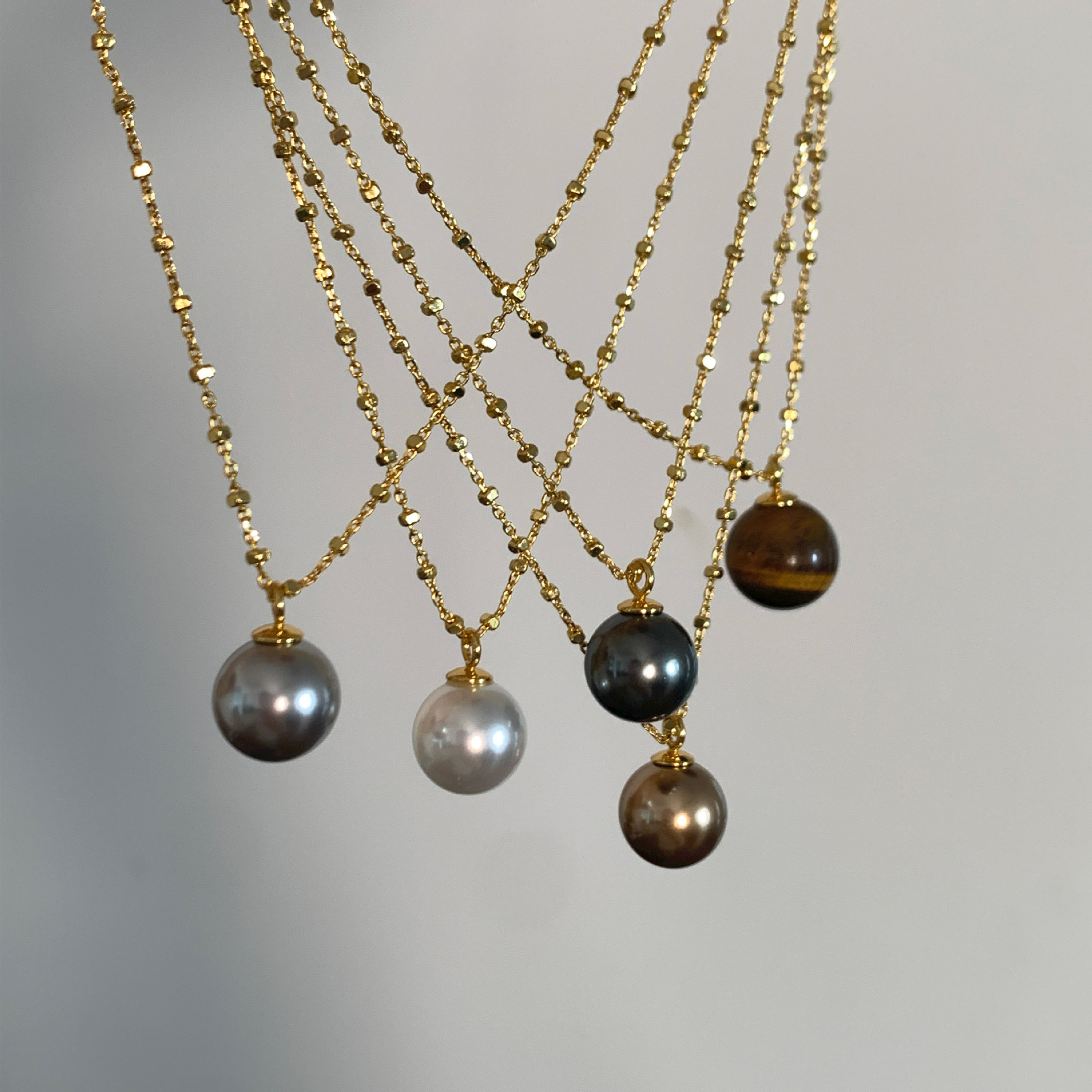 Classic retro elegant universal necklace from pearl