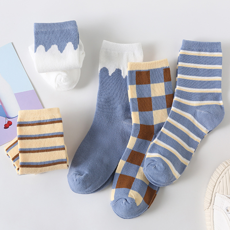 Mediados de la pantorrilla calcetines de verano de las mujeres Delgado azul rayado estudiante chica calcetín de moda lindo japonés medias fábrica de pelo