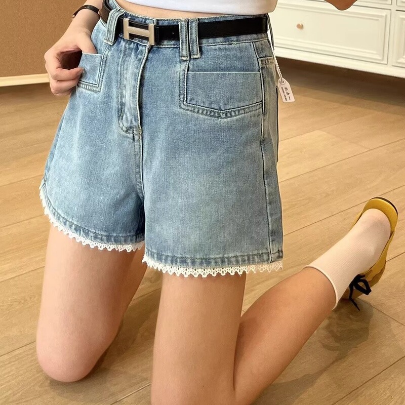 Designed Lace Splicing Denim Shorts for Women Summer Plus Size Fat mm American High Waist Loose Slimming Look Hip-Covering Hot Pants Designed Lace Splicing Denim Shorts for Women Summer Plus Size Fat mm American High Waist Loose Slimming Look Hip-Covering Hot Pants