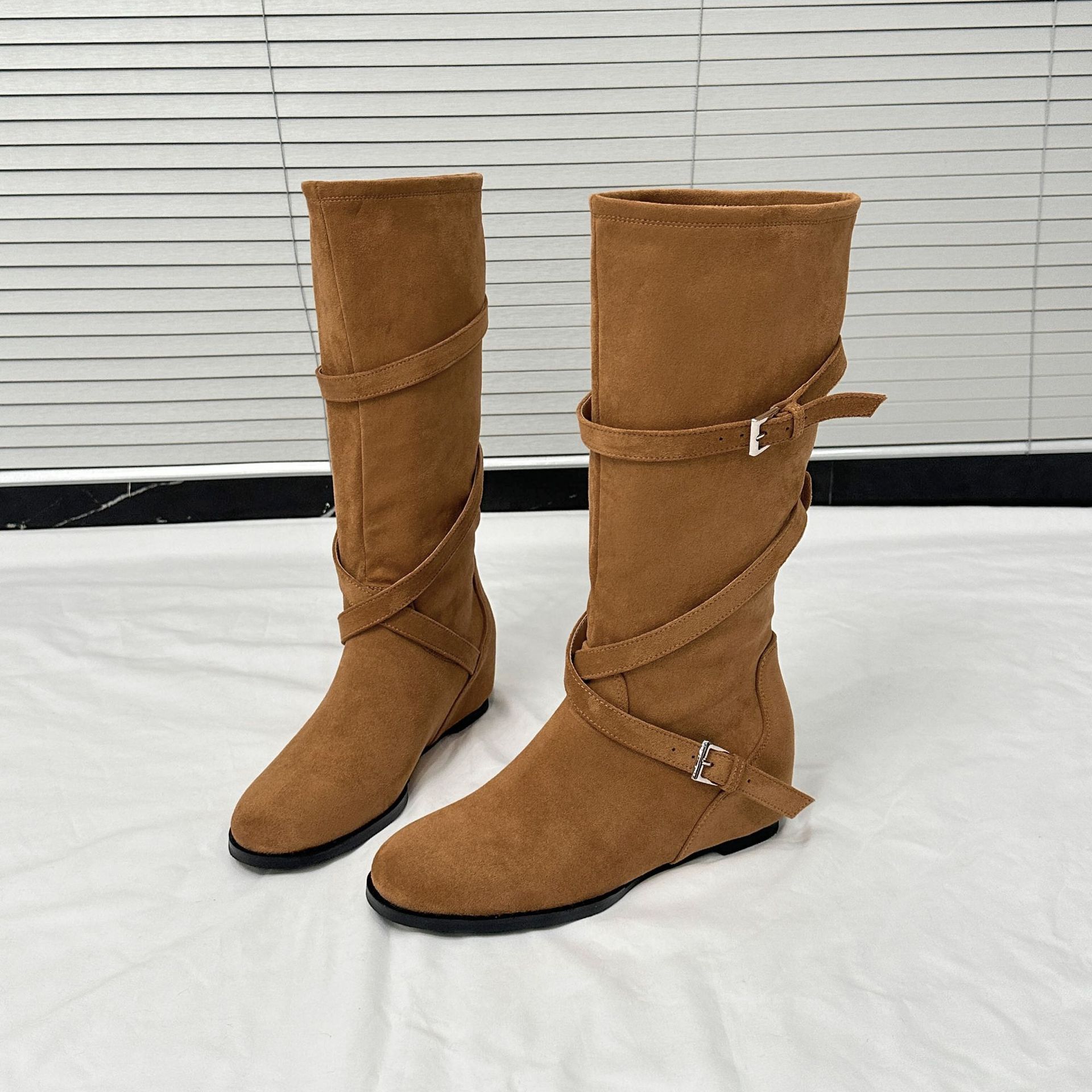 Botas Altas de Caballero para Mujer de 5 cm de Terciopelo con Hebilla Térmicas para Otoño e Invierno