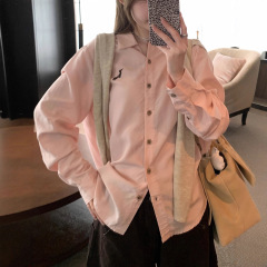 孔真呐「桃屿诗行」韩系刺绣衬衫外套女2025新款慵懒风披肩套装