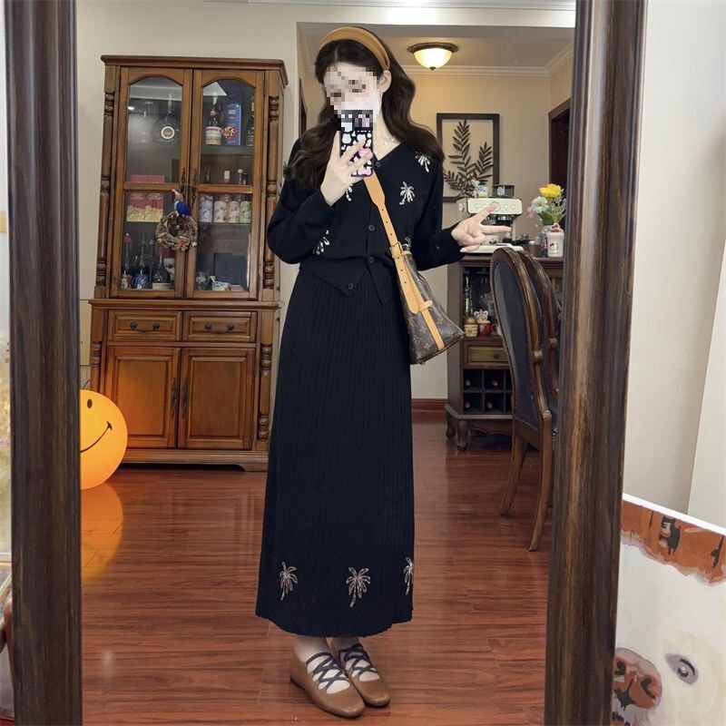 French Gentle Style Jacquard Knitted Sweater Cardigan Jacket Lady Matching High Waist Skirt Two-Piece Suit