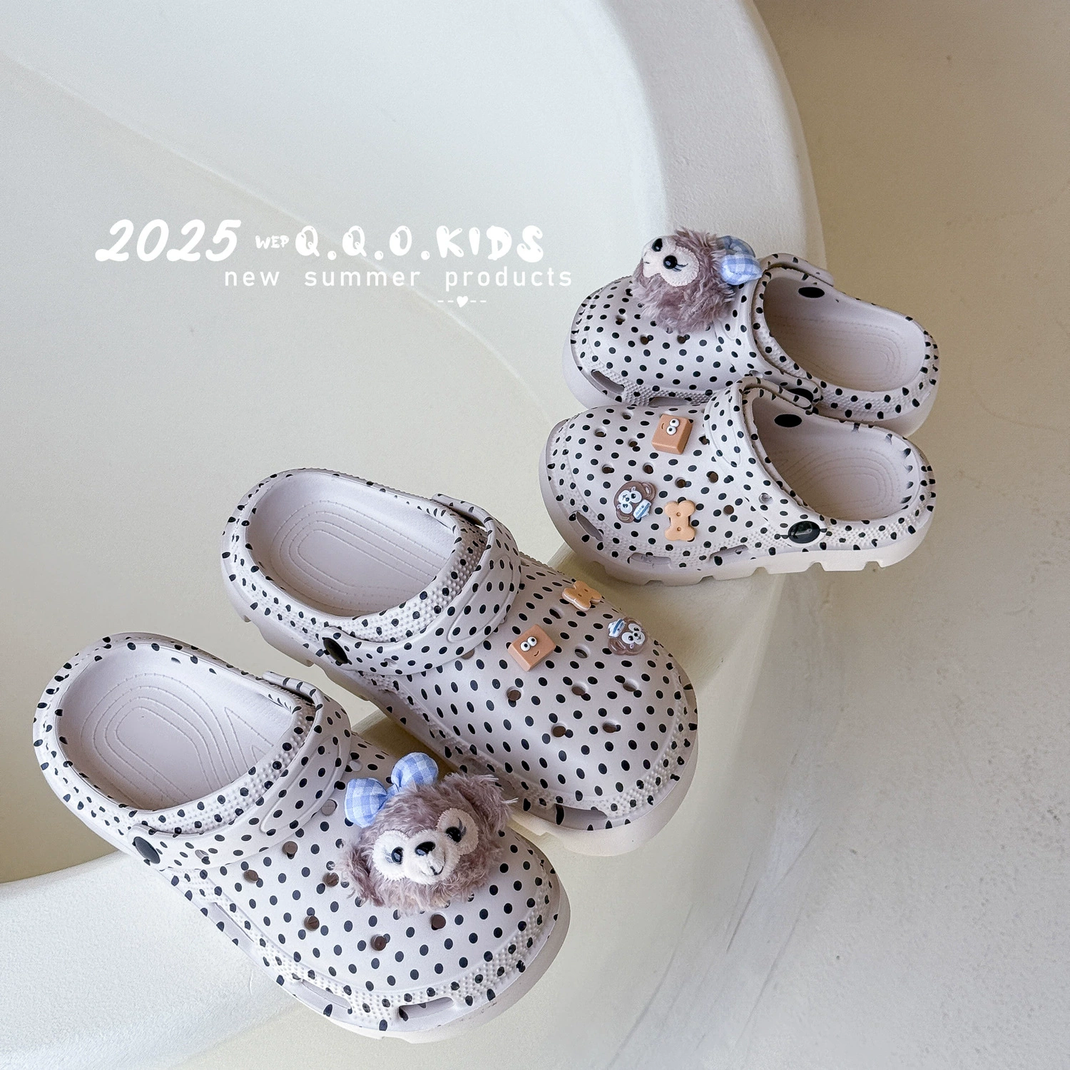 QQO Детская обувь 2025 Летний новый детский милый мультфильм AB версия высококлассная пещерная обувь для мужчин и женщин Пляжные сандалии