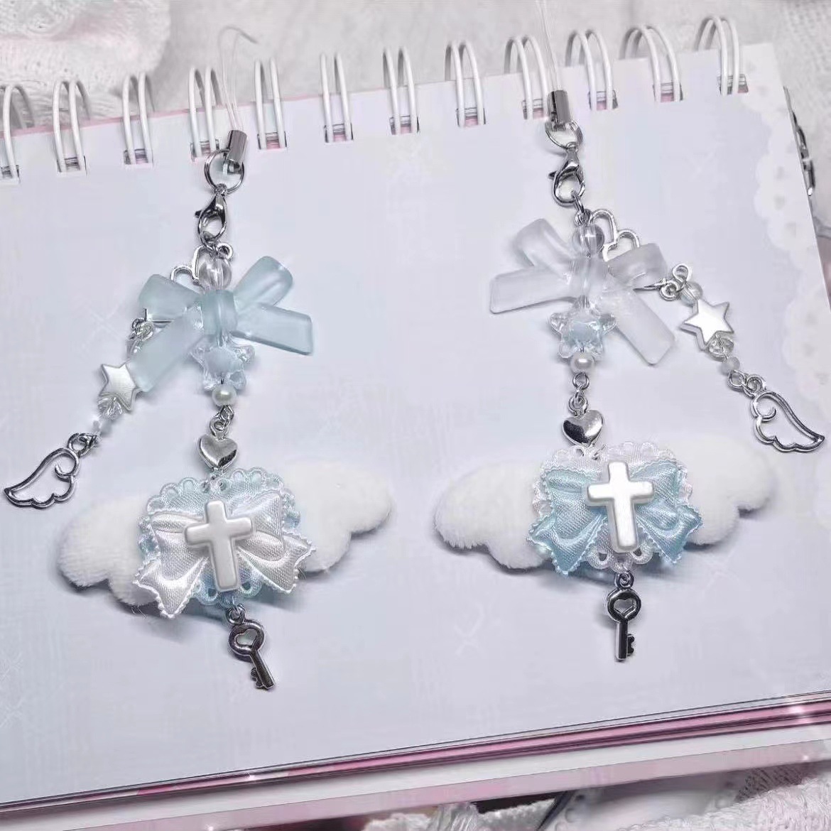 [Moon Mian Rabbit] Cute Pink Blue Goo Ben Chain Card Book Hand Account Book Hanging Chain Mobile Phone Chain Bag Hanging Chain