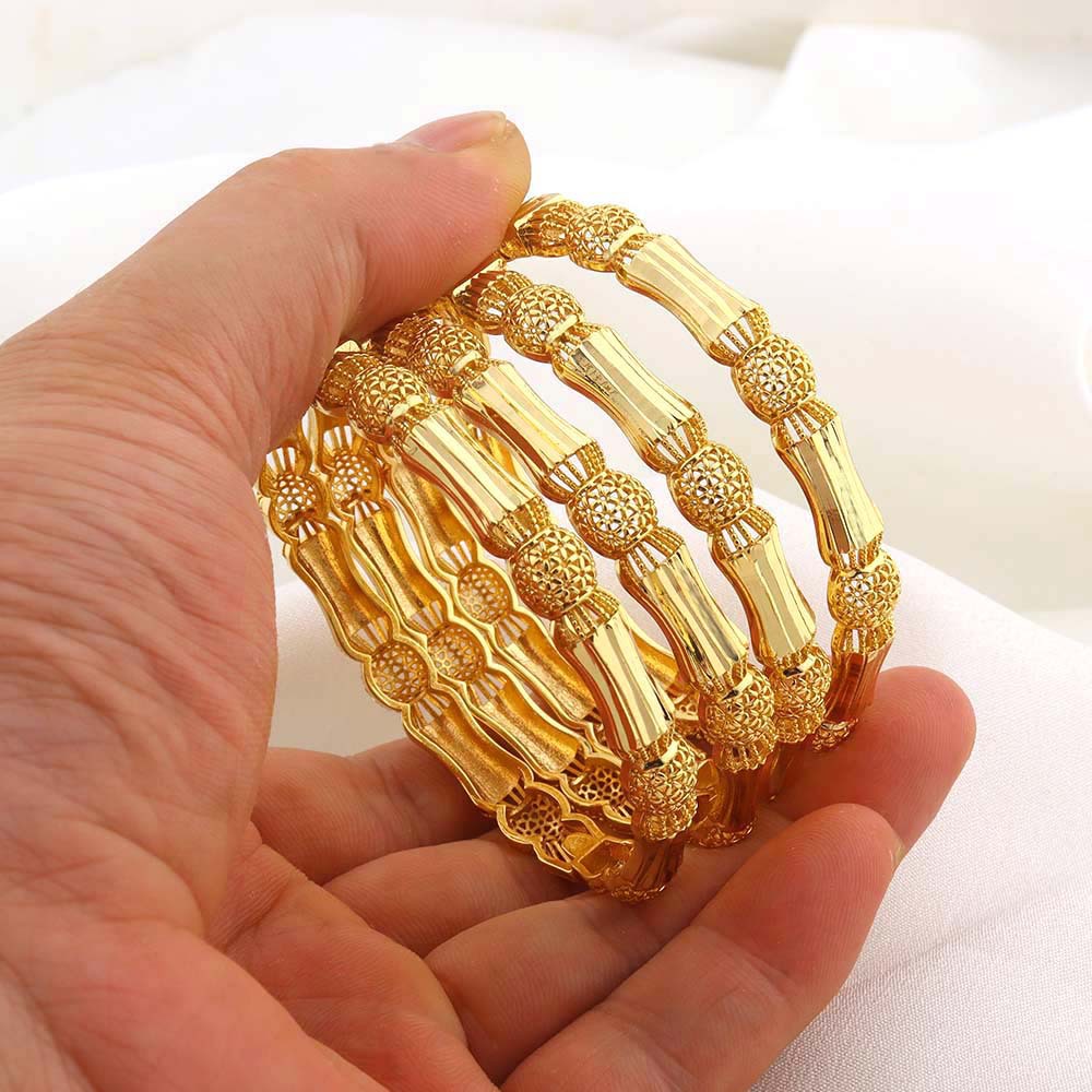 Basic Style Copper Plating 18K Gold Ladies' Bracelet Temperament Entry Lux Hollow Small Waist Dubai Bridal Wedding Jewelry Wholesale