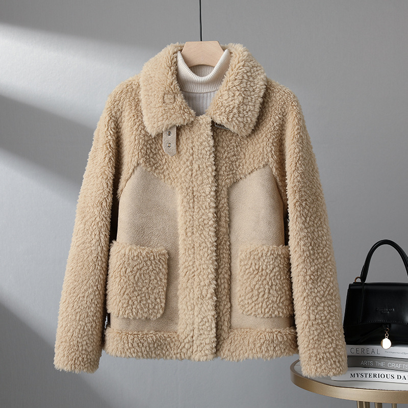 2025 Winter New Capsulesed Sheep Shear Outwear Fur Integrated K-Style Motorcycle Lamb Fur Outwear for Women Trendy