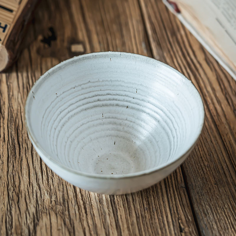 Retro japonés hacer viejos sensaciones de arroz creativo roscado tazón de cerámica tazón pequeño tazón casero tazón de ensalada tazón de gachas cubiertos al por mayor