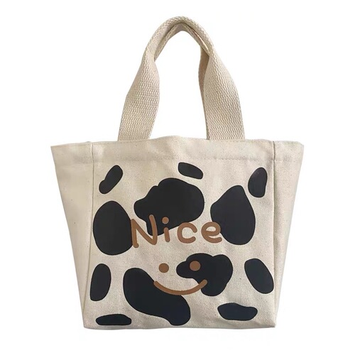 Japanese and Korean style lunch box, work bag, original cow pattern canvas bag, forest style small shoulder bag, lunch bag, ins high value