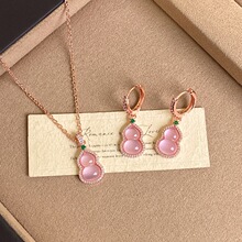 ��ɫ��͸���J������Ůõ���΢��ʯ�OӋ���i��朕r���p���i�