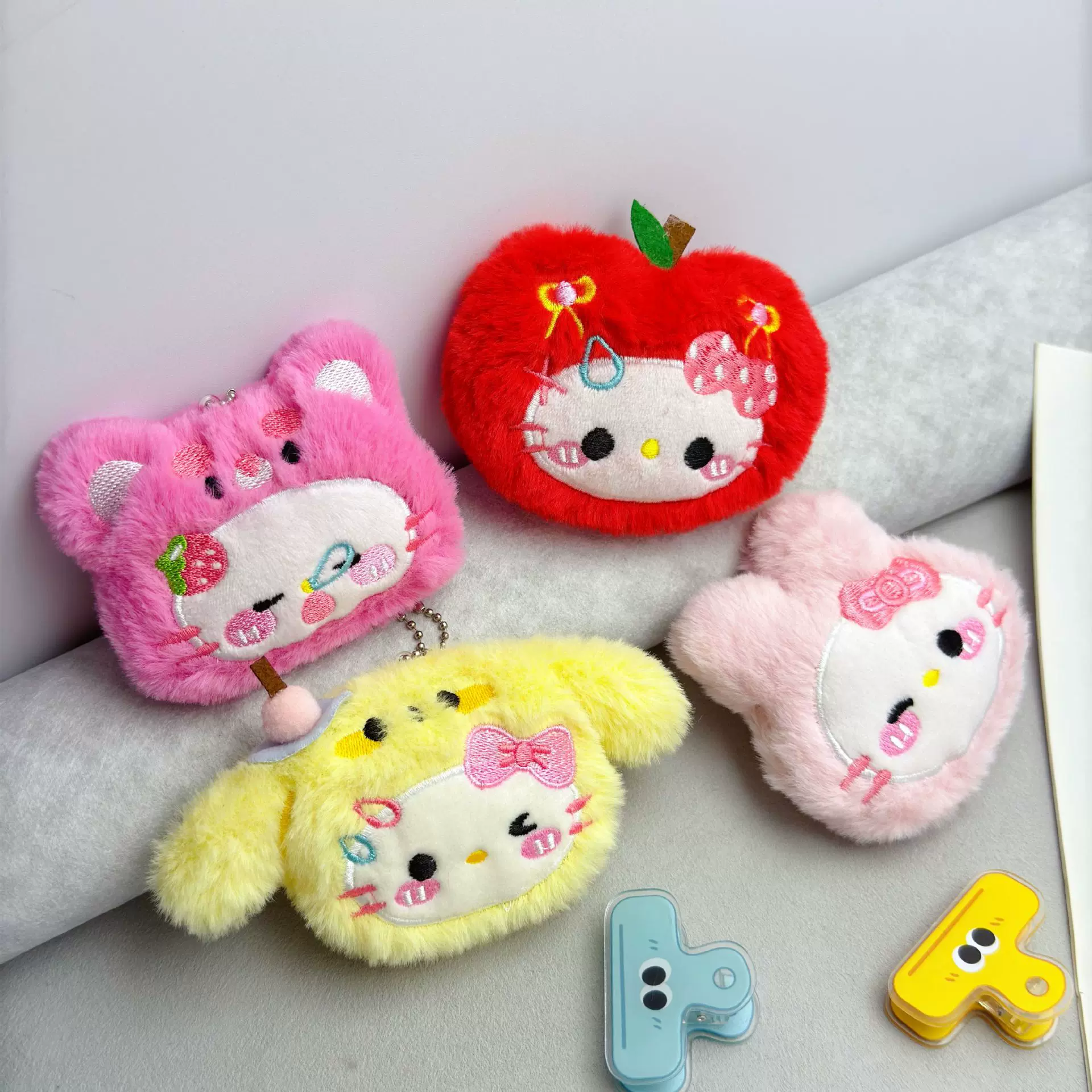 创意可爱布丁蛋糕公仔挂饰挂件苹果kt头套玩偶钥匙扣包包公仔批发