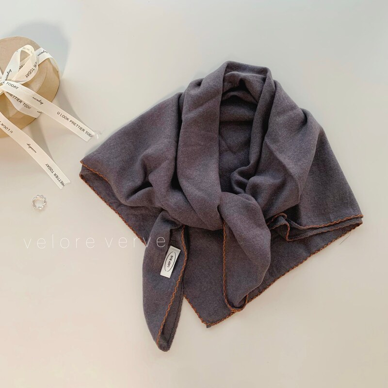 2025 New Style Wool Scarf for Women Autumn and Winter Neck Protector 90cm Large Square Scarf Pure Color Lace Square Neck Tie