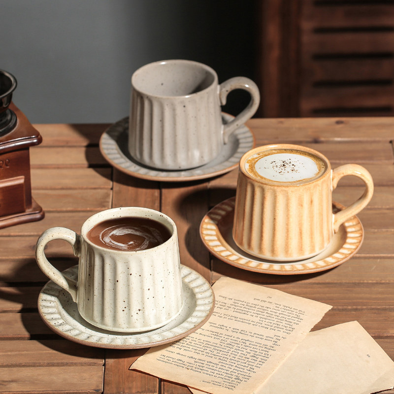 Japanese-Style Retro Coffee Cup and Saucer Set, High Aesthetic Value, Exquisite Ceramic Cup, Large Capacity Office Water Cup, Mug for Women