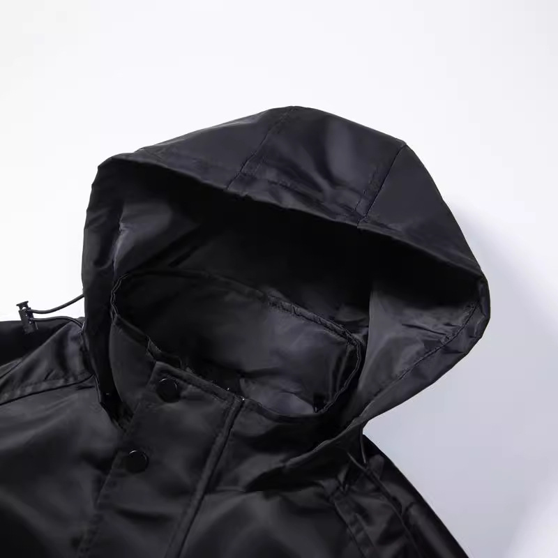 Tácticas al aire libre de color sólido vestir de asalto a prueba de viento primavera y otoño caminata ropa de montaña hombre moda impermeable abrigo de moda casual hombre