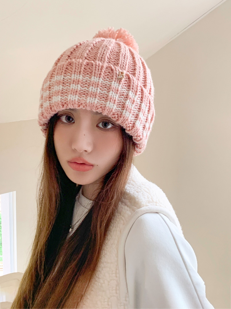 Women's Basic Solid Color Eaveless Wool Cap display picture 14