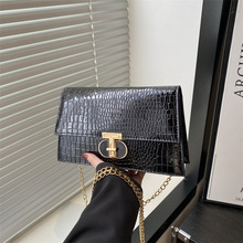 ʯ�^�yŮ���W���͹ŕr��朗lб��С������ɫ���|���������μ��