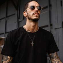 跨境热销实木十字架吊坠小众个性夏季男士款项链批发