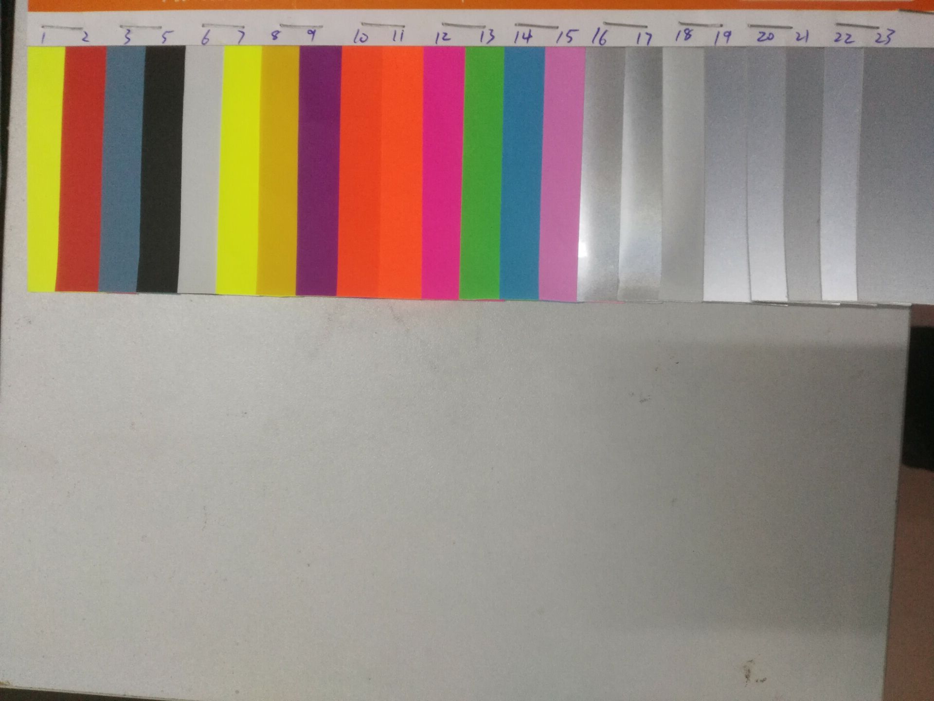 색상 반사 탄성 천