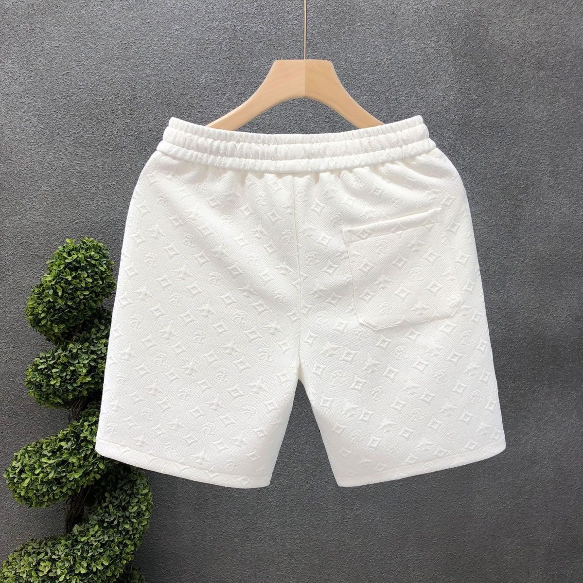 Men's High-End Summer Casual Shorts Trendy Brand Affordable Luxury For Beach Sports And Running Mid Waist Loose Fit Drawstring_viptrois.com