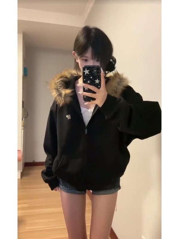 アメリカのレトロなファッションブランドの毛の襟のファスナーのカーディガンと帽子のパーカーの女性の秋冬のカップルの高級感のカジュアルなコートのファッション|undefined