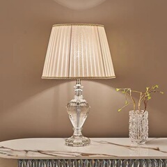 クリスタルtable lamp軽豪華水晶電気スタンド寝室ベッドサイド別荘現代シンプルな国境を越えたベッドサイドランプ
