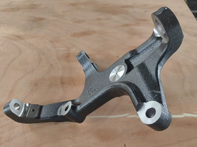Steering knuckle Nissan 40014-Md00B