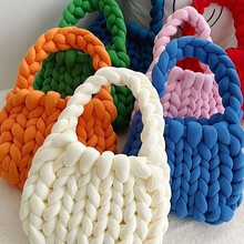 手工编织包包成品包韩版手拎邮差包女厂 家批发超粗冰岛毛线diy