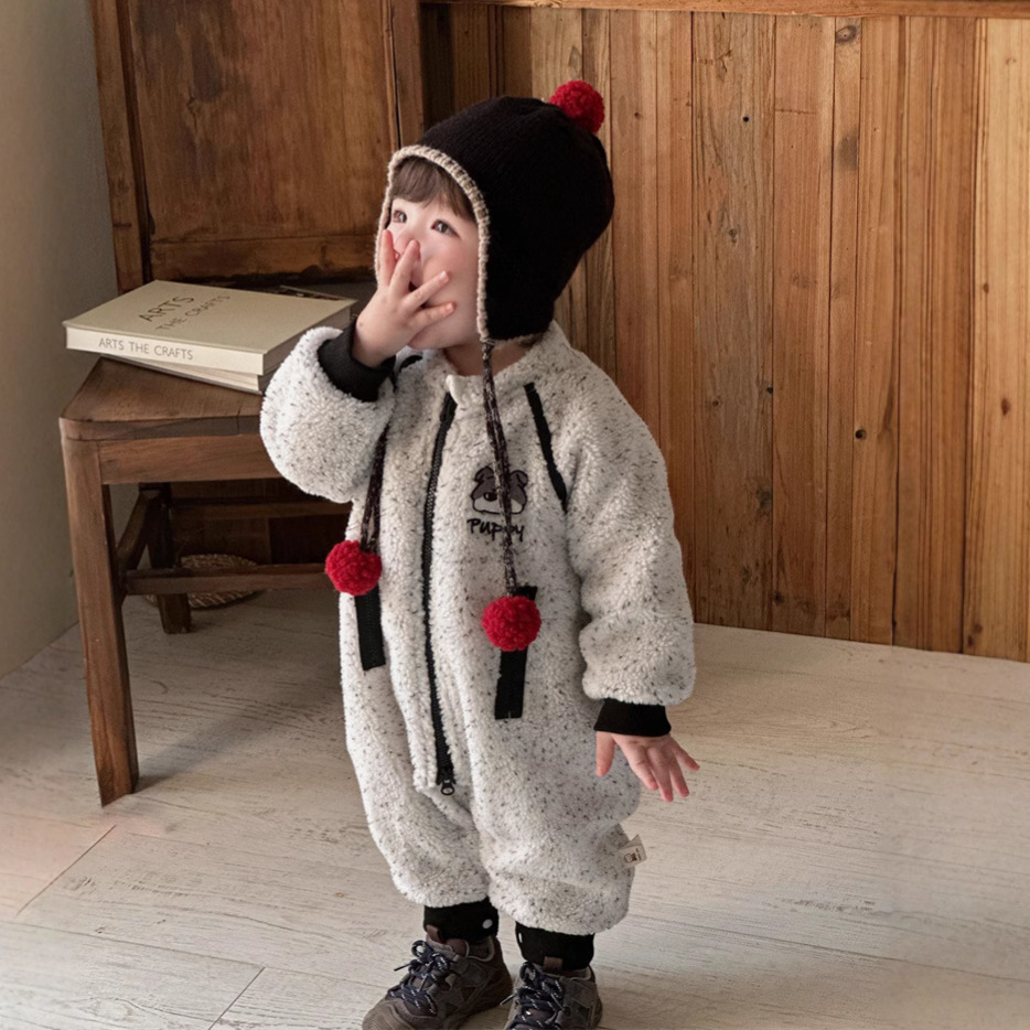 2024 nuevo mono de bebé de invierno acolchado de dibujos animados peludo cachorro engrosado y cálido bebé saliendo traje de escalada