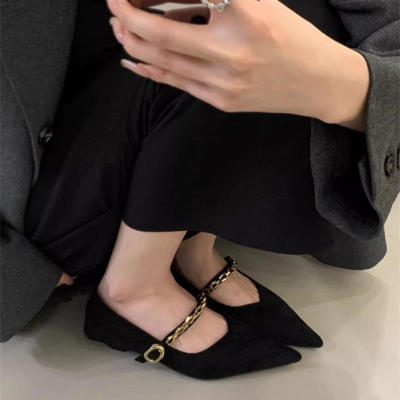 Cadena de nicho retro con boca superficial, zapatos de terciopelo de Mary Jane, zapatos de tacones bajos de noche para mujeres