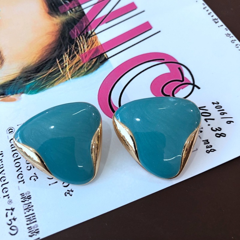 New Style Drip Glaze Triangle Stud Earring Wholesale Nihaojewelry display picture 12