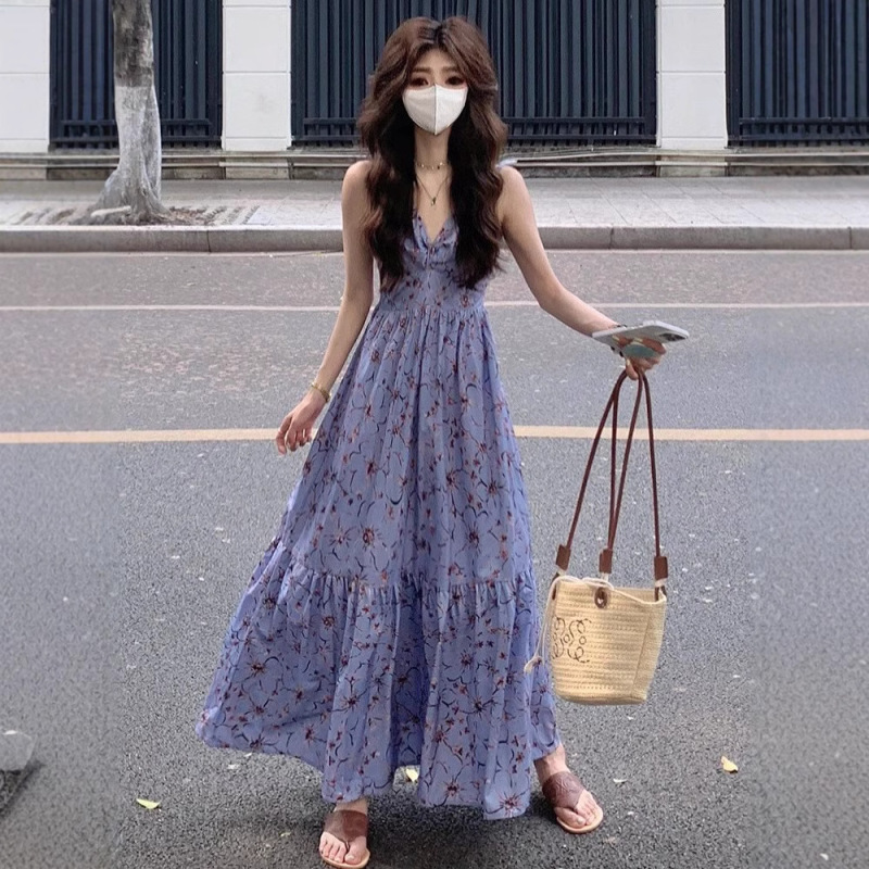 French Style Tea Break Gentle Style Floral Sling dress Women's Summer V-neck Vacation Style Waist Tight Elegant Long Skirt Ins French Style Tea Break Gentle Style Floral Sling dress Women's Summer V-neck Vacation Style Waist Tight Elegant Long Skirt Ins